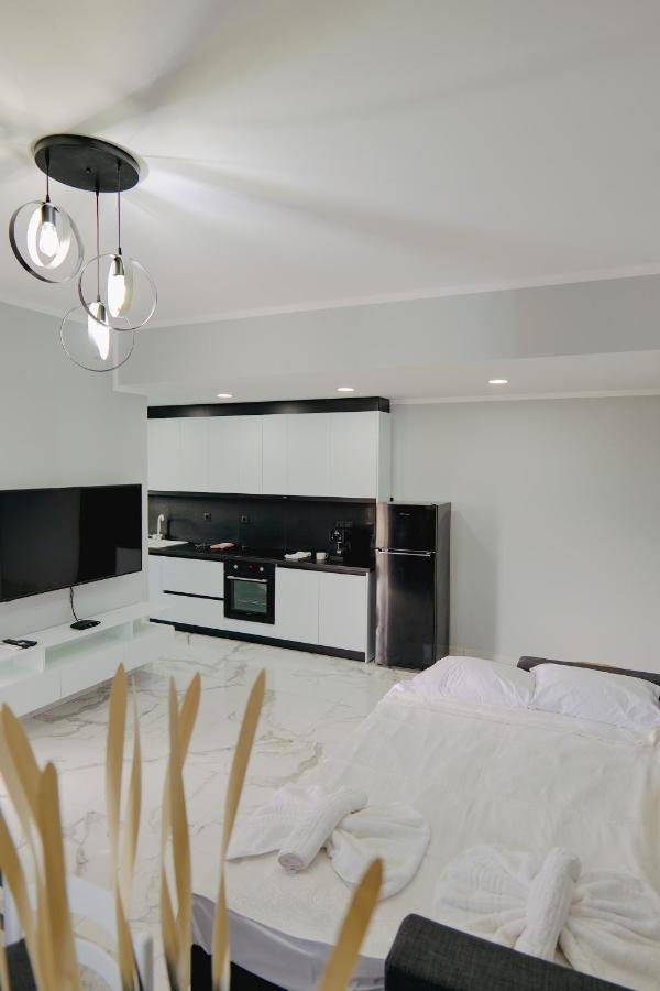 Iphigenia Luxury Flat Lägenhet Sarandë Exteriör bild