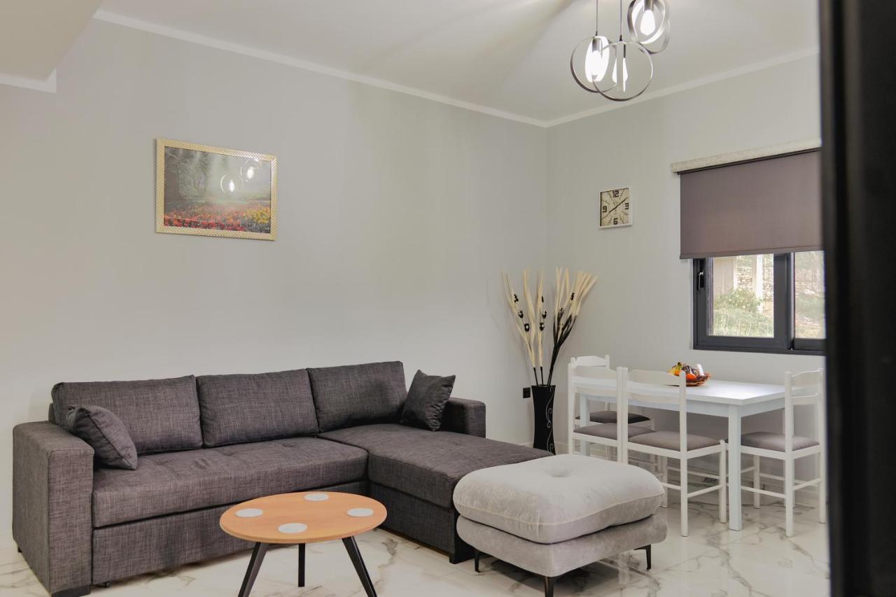 Iphigenia Luxury Flat Lägenhet Sarandë Exteriör bild