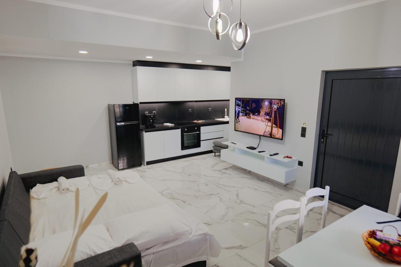 Iphigenia Luxury Flat Lägenhet Sarandë Exteriör bild