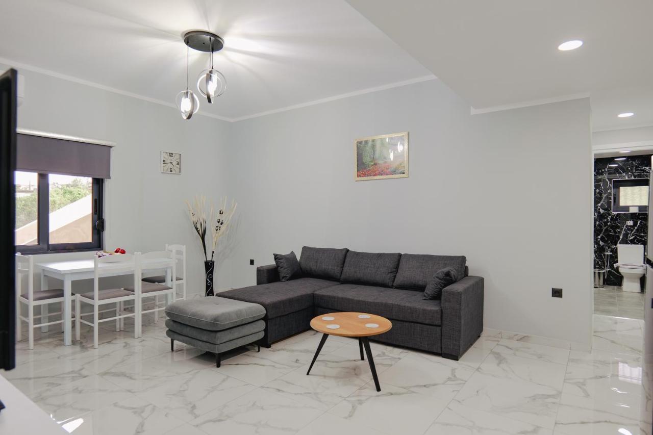 Iphigenia Luxury Flat Lägenhet Sarandë Exteriör bild