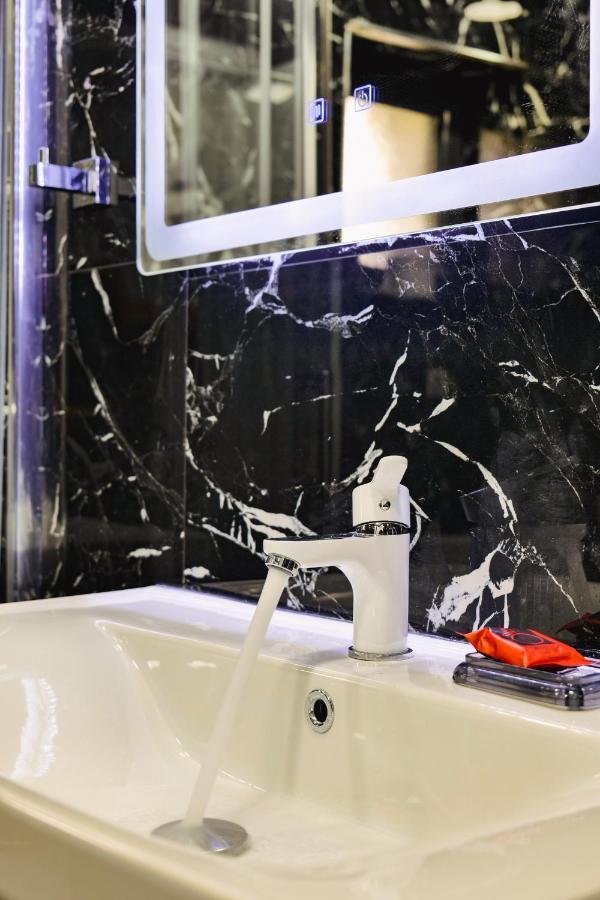 Iphigenia Luxury Flat Lägenhet Sarandë Exteriör bild