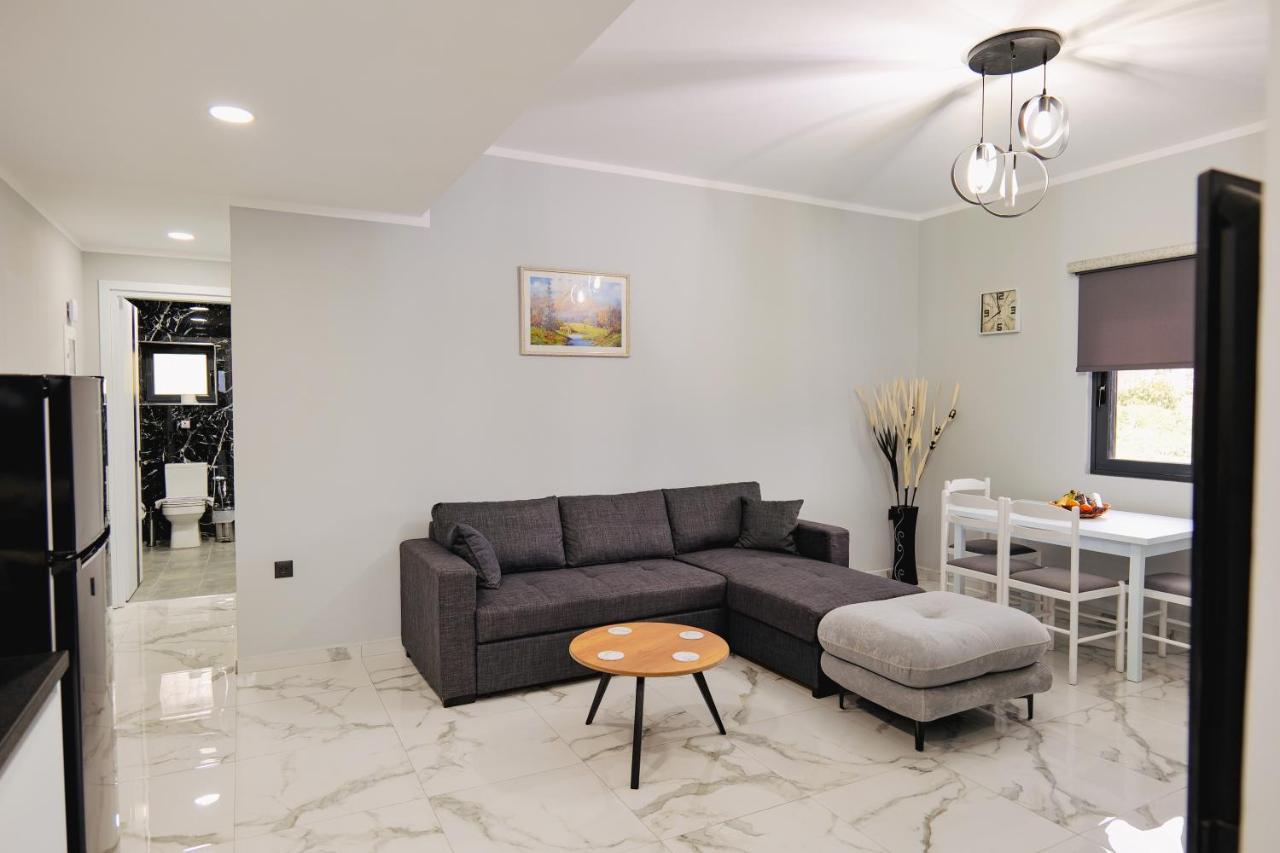 Iphigenia Luxury Flat Lägenhet Sarandë Exteriör bild