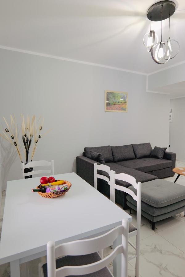 Iphigenia Luxury Flat Lägenhet Sarandë Exteriör bild