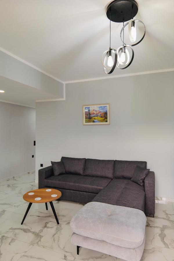 Iphigenia Luxury Flat Lägenhet Sarandë Exteriör bild